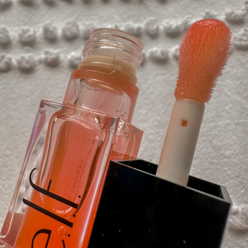 Lip gloss noises (image source:https://luxuryblush.co.uk/2024/08/elf-glow-reviver-tinted-lip-oil-review/)<br><audio controls src='/audio/Lip gloss 1.m4a'></audio>